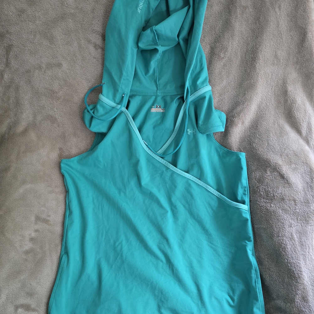 Under Armour Women's Teal Short Sleeve Top